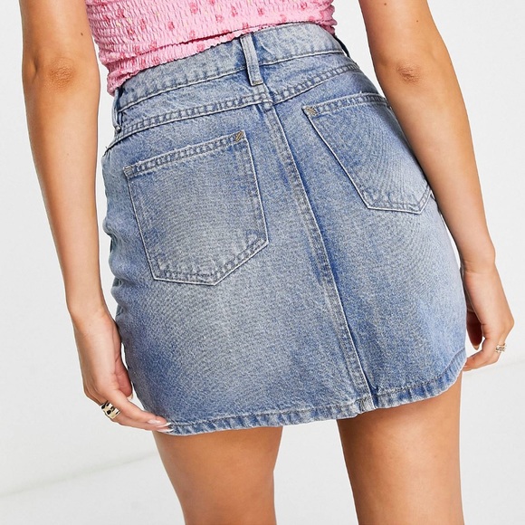 New Look denim mini skirt in mid blue, US 4 (UK 8) - Picture 3 of 6
